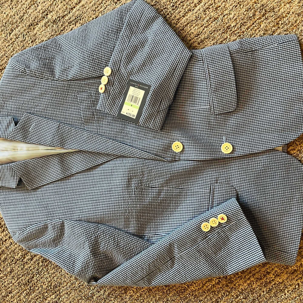 Tommy Hilfiger seer-sucker formal blazer. Never worn with tags